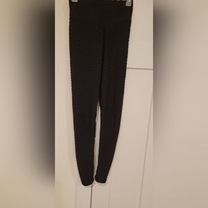 Booty cinched leggings. So comfortable and flattering